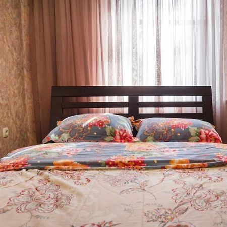Apartment In Deribasovskay Street 20 Odessa Luaran gambar